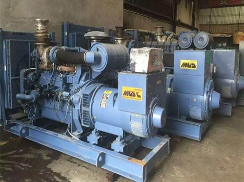 宁武发电机组带负载降电压是什么原因照成的？